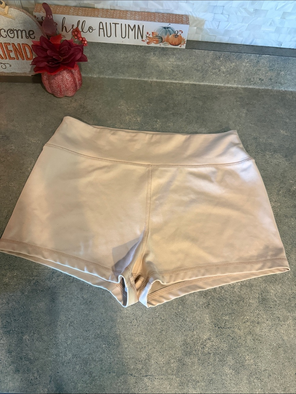 American Eagle Outfitters Women’s Bike Shorts - Light Beige